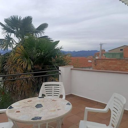 Roc De La Mel Apartment Caserras Екстериор снимка
